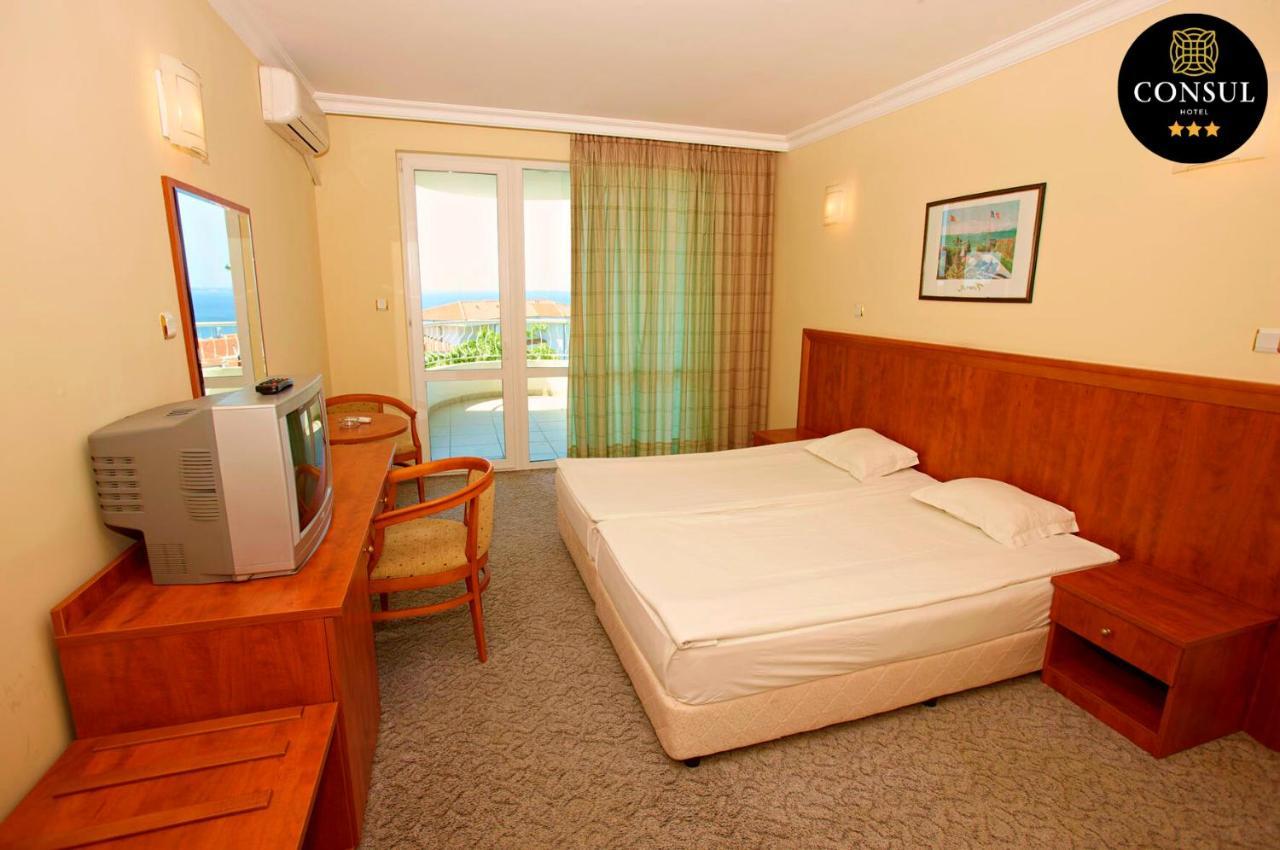 Hotel Consul Свети Влас Екстериор снимка