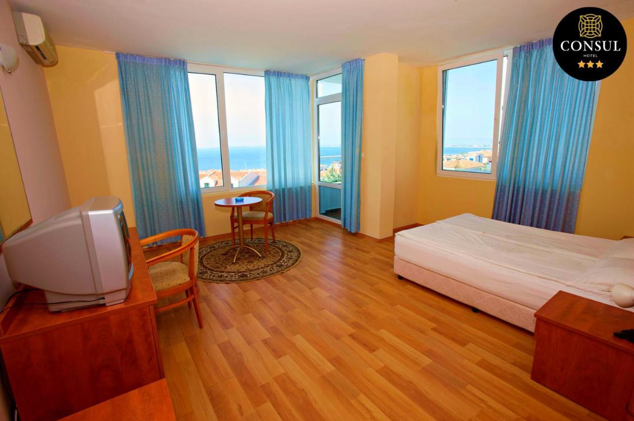 Hotel Consul Свети Влас Екстериор снимка